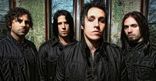 L'Happy Hour présente son artiste de la semaine: Papa Roach