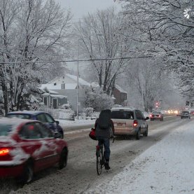 Pédaler en hiver sur un circuit blanc...