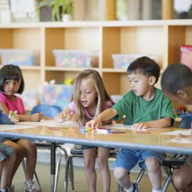 Éducation à la sexualité dès la maternelle Éducation à la sexualité dès la maternelle