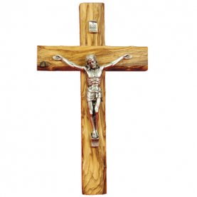 Le crucifix remis en place à l'hôpital