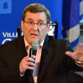 Régis Labeaume affirme avoir rapporté 38M$ de l'étranger