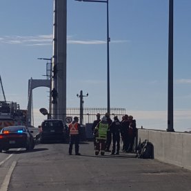 Jeune homme désespéré au Pont Laporte: la situation aurait pu être réglée plus vite