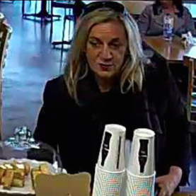 La fraudeuse épicurienne demeure détenue La fraudeuse épicurienne demeure détenue