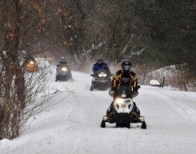 Une jeune touriste française perd la vie dans un accident de motoneige Une jeune touriste française perd la vie dans un accident de motoneige