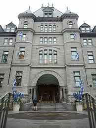 Le conseil municipal de Québec adopte le budget