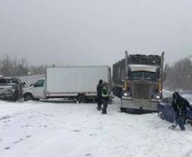 PORTNEUF: l'autoroute 40-OUEST toujous fermée en raison d'un carambolage