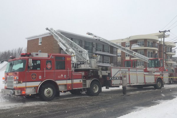 Un immeuble à logements de l'arrondissement Sainte-Foy endommagé par les flammes