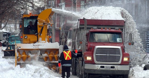Déneigement: La Ville de Québec consulte ses citoyens Déneigement: La Ville de Québec consulte ses citoyens