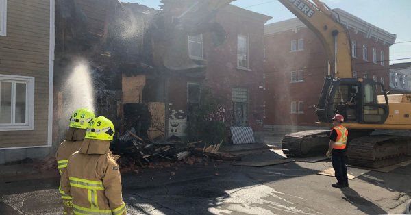 Édifice démoli d'urgence dans Saint-Sauvert