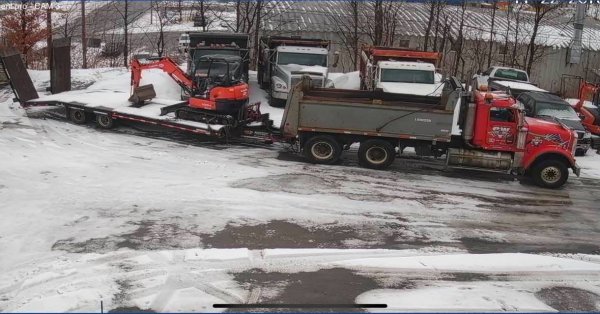 Une entreprise de pavage de Lévis offre une récompense pour retrouver des équipements qui lui ont été volés Une entreprise de pavage de Lévis offre une récompense pour retrouver des équipements qui lui ont été volés