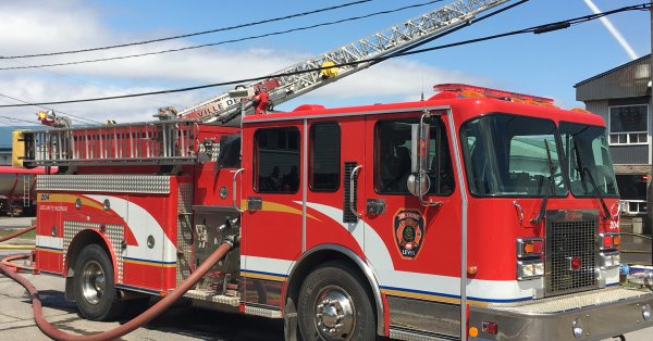 Incendie majeur à Lévis