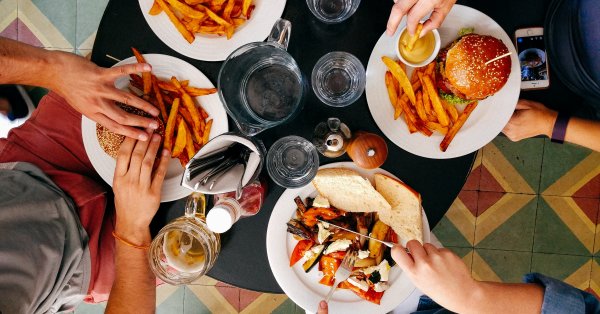 Québec autorise la reprises des activités dans le secteur de la restauration Québec autorise la reprises des activités dans le secteur de la restauration