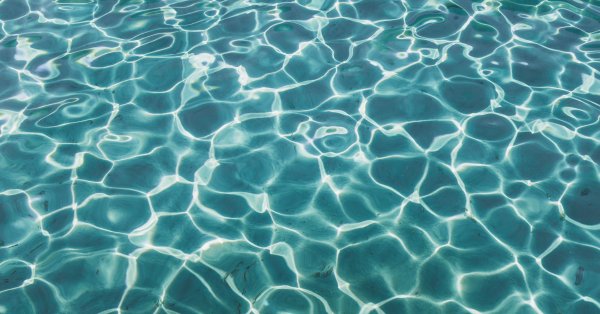 Un enfant se noie dans la piscine de ses grands-parents Un enfant se noie dans la piscine de ses grands-parents