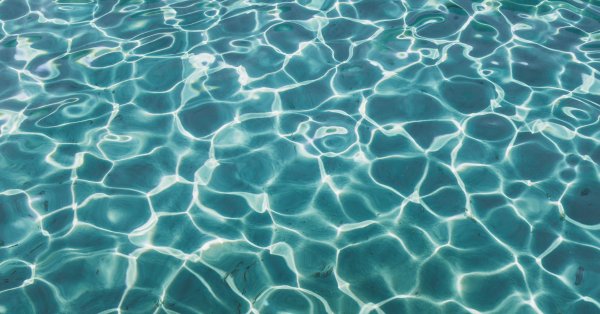 Un enfant se noie dans la piscine de ses grands-parents