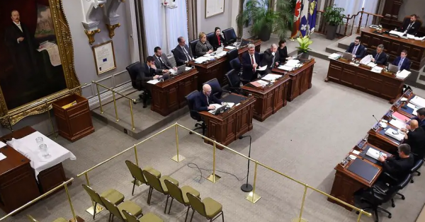 UN CONSEIL MUNICIPAL EN VISIOCONFÉRENCE À QUÉBEC UN CONSEIL MUNICIPAL EN VISIOCONFÉRENCE À QUÉBEC