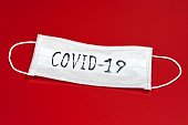 COVID-19: 1 218 cas ce lundi et 25 nouveaux décès au Québec