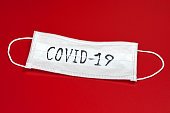 COVID-19: UN NOMBRE DE CAS LÉGÈREMENT AU DESSUS DE LA MOYENNE DES 7 JOURS PRÉCÉDENTS COVID-19: UN NOMBRE DE CAS LÉGÈREMENT AU DESSUS DE LA MOYENNE DES 7 JOURS PRÉCÉDENTS
