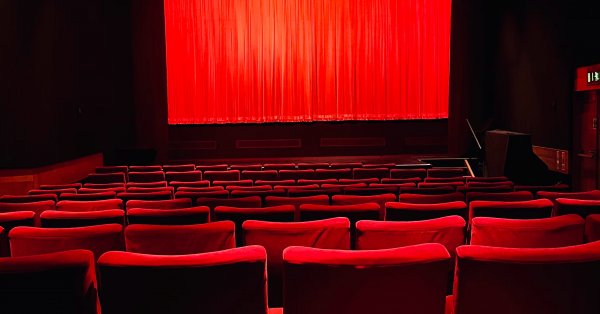 PAS DE POPCORN, PAS DE CINÉMA... PAS DE POPCORN, PAS DE CINÉMA...