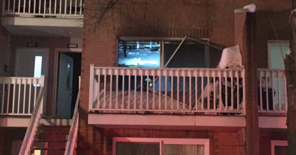 UN HOMME ENTRE LA VIE ET LA MORT À LA SUITE D'UN INCENDIE HIER SOIR À QUÉBEC