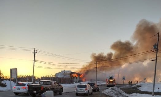 INCENDIE MAJEUR PRÈS DE MONTMAGNY