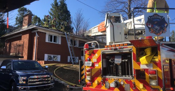 RÉSIDENCE DÉTRUITE PAR LE FEU À QUÉBEC