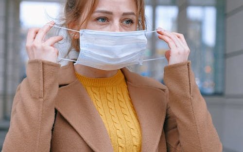 COVID-19: UN AUTRE BILAN EN BAISSE AU QUÉBEC COVID-19: UN AUTRE BILAN EN BAISSE AU QUÉBEC