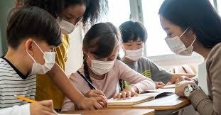 LE MASQUE N’EST PLUS OBLIGATOIRE EN CLASSE LE MASQUE N’EST PLUS OBLIGATOIRE EN CLASSE