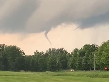 UNE TORNADE FAIT UN MORT À MASCOUCHE