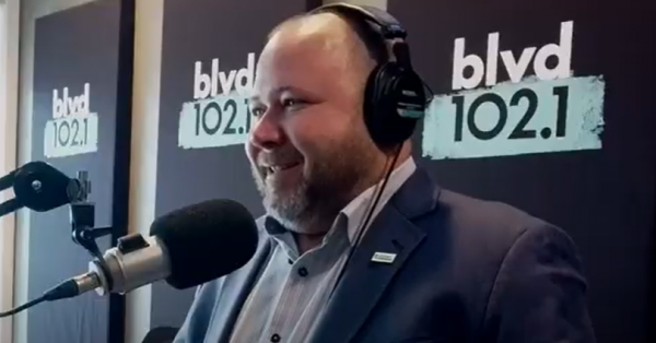 Claude Villeneuve a «pris beaucoup de cafés» pour trouver un autre chef à Québec d'abord Claude Villeneuve a «pris beaucoup de cafés» pour trouver un autre chef à Québec d'abord