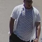 RECHERCHE DE SUSPECTS POUR VOLS RECHERCHE DE SUSPECTS POUR VOLS