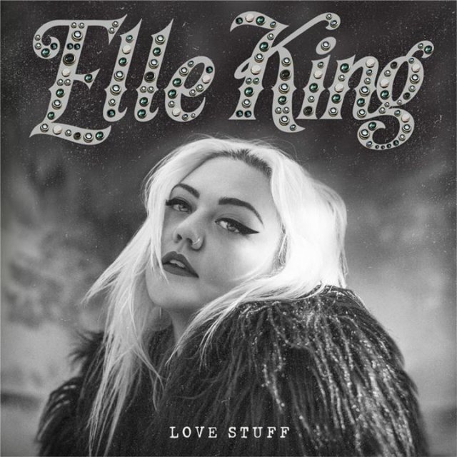 Elle King en version acoustique pour une reprise des années 60