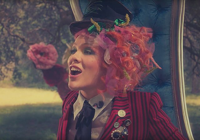 Vidéoclip de la chanson Just Like Fire de P!nk