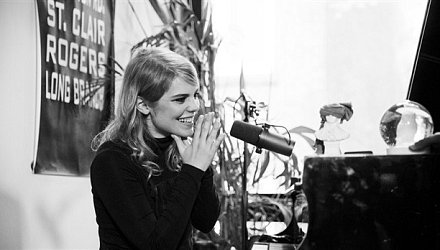 Coeur de Pirate reprend une chanson de Drake