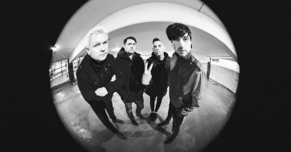 Nouveauté d'Anti-Flag avec des membres de Rise Against et de Bad Religion 